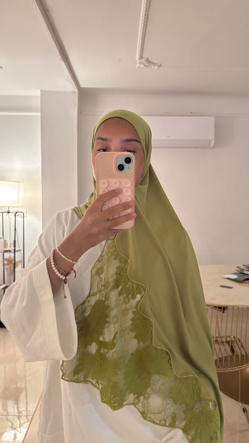 Hijab en dentelle