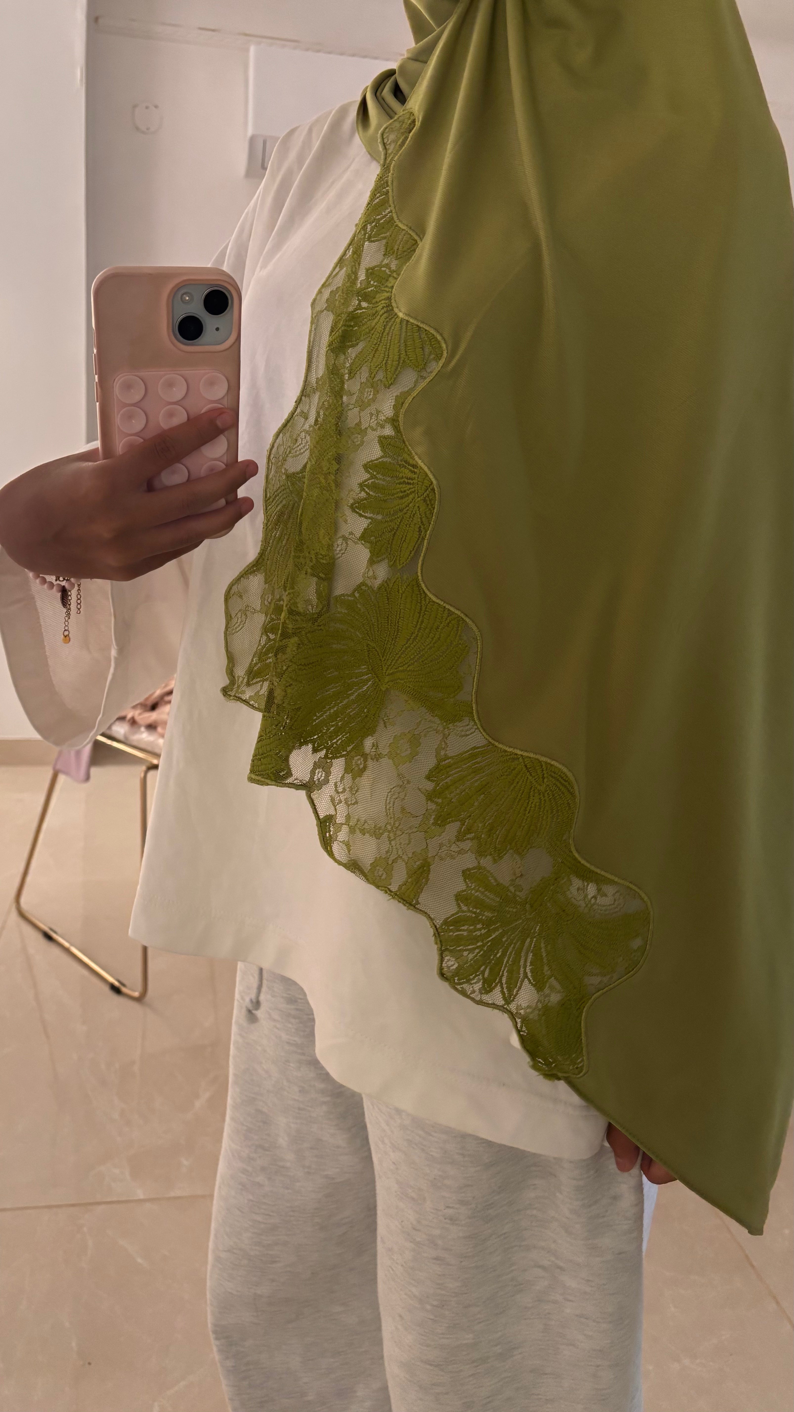 Hijab en dentelle