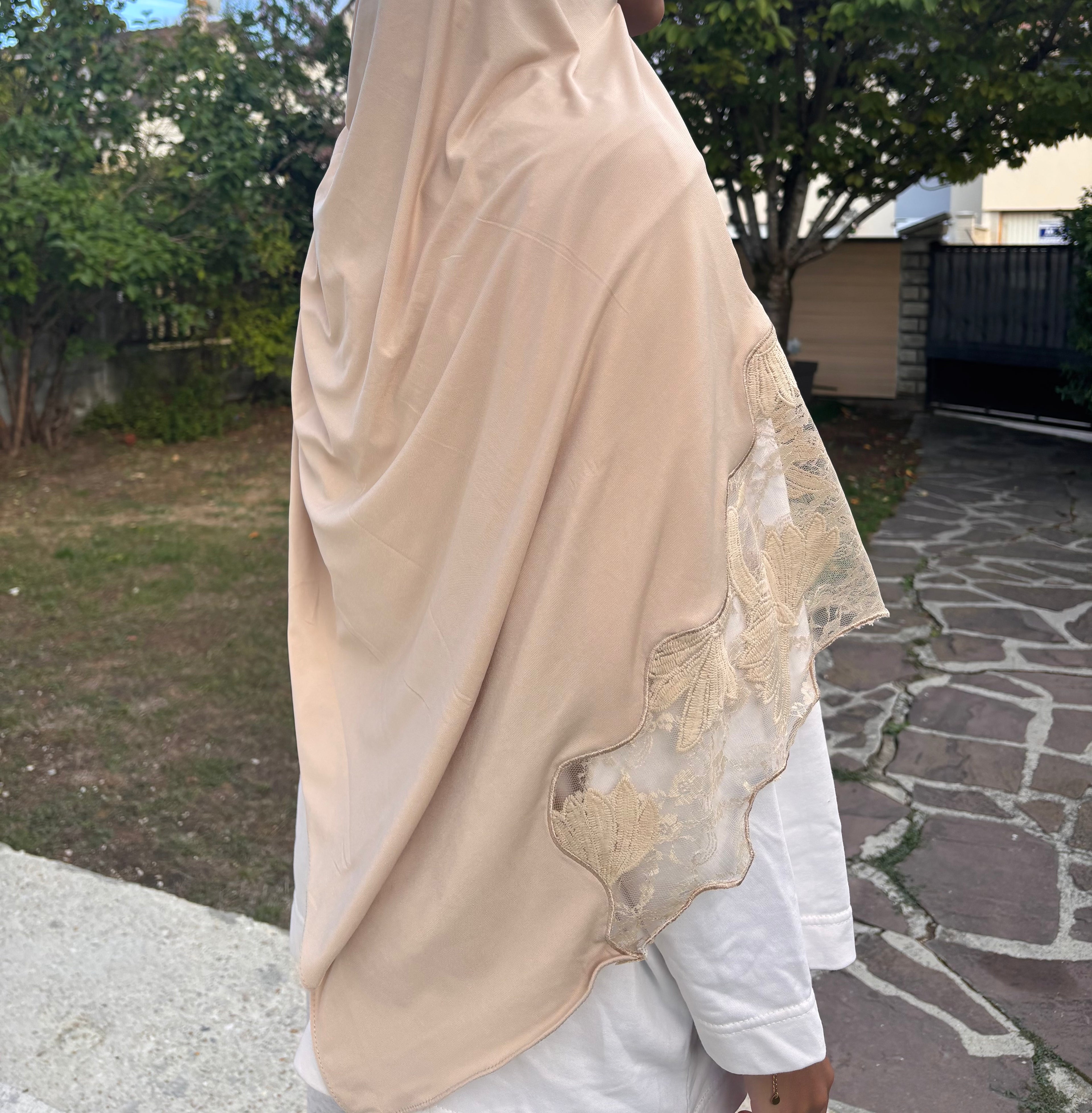 Hijab en dentelle