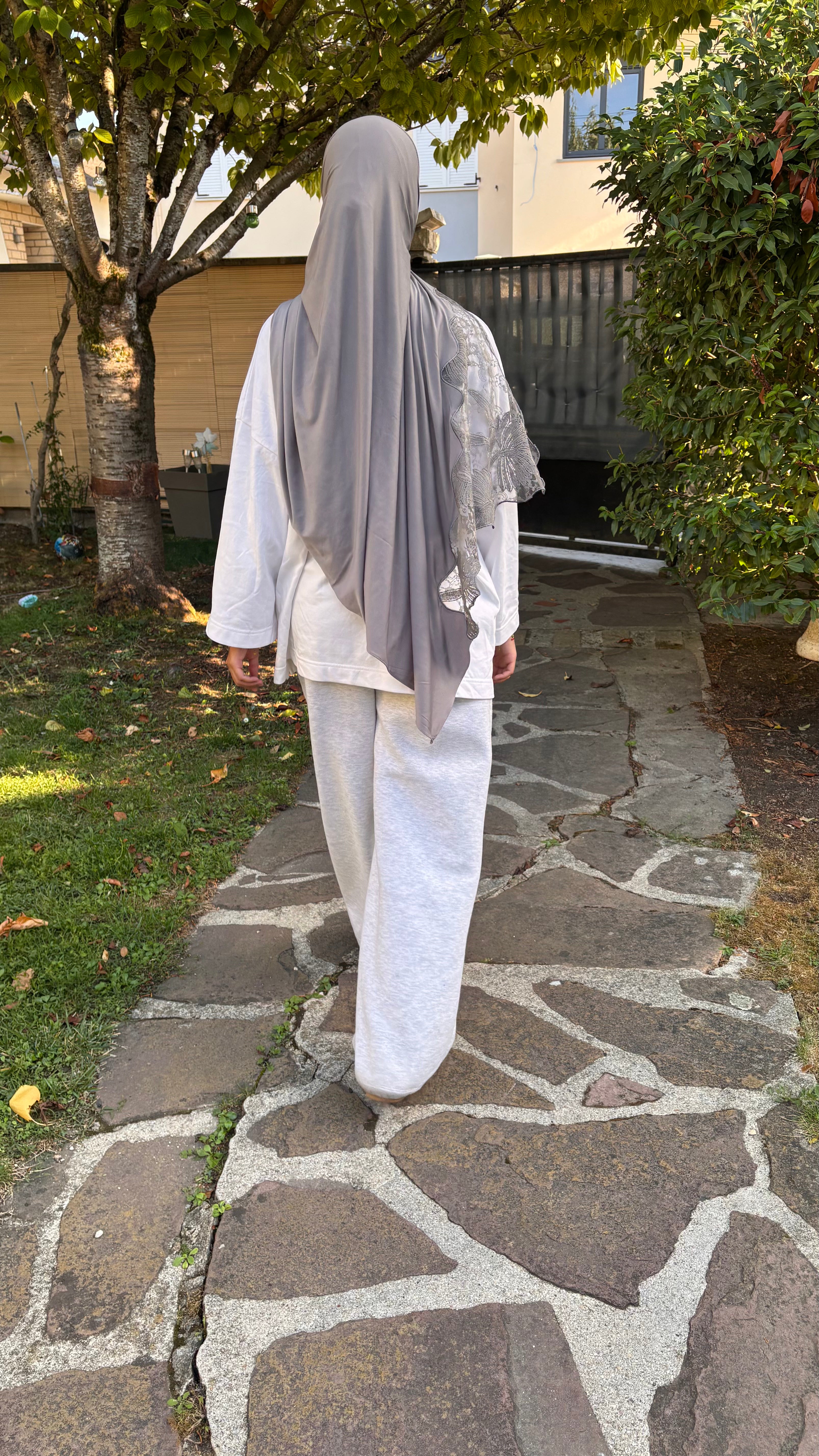 Hijab en dentelle
